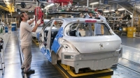 La actividad industrial volvió a caer en junio