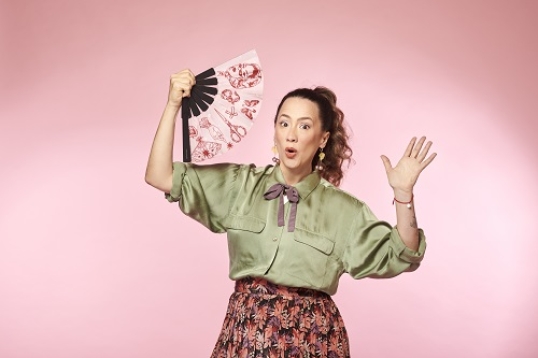 De la Carga Mental a la Niebla Mental, unipersonal de Antiayuda en el Chacarerean Teatre