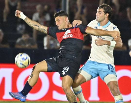Torneo apertura de la Liga Profesional de Fútbol: Racing perdió con Tigre