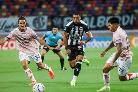 Torneo clausura de fútbol: Unión enfrenta a Central Córdoba