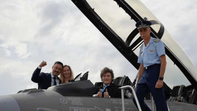 Aviones: Militares chilenos manejarán la logística de los recientemente adquiridos F-16
