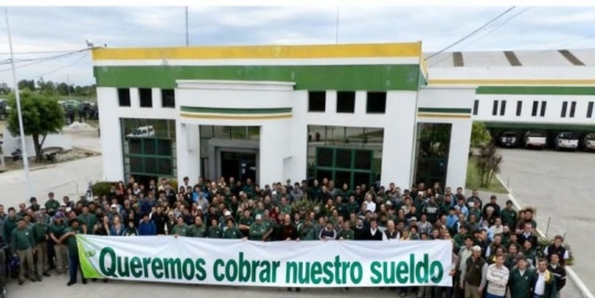 Metalfor: los dejaron salir a ver el partido Argentina-Egipto y en el entretiempo les mandaron el telegrama de despido
