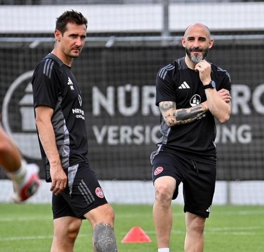 Javier Pinola será asistente del alemán Miroslav Klose, en el 1. FC Nürnberg