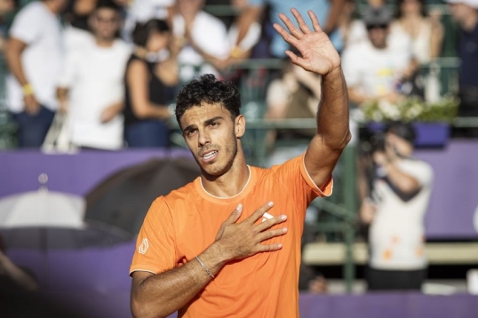 Argentina Open: Francisco Cerúndolo venció a Tomás Etcheverry y es finalista