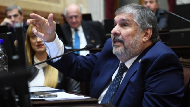Senadores de UP rechazaron el DNU del Gobierno por no cumplir con la Constitución