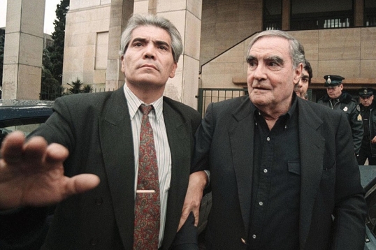 Eduardo Massera irá a juicio por el robo de bienes a desaparecidos