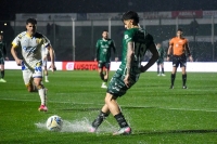 El partido entre Sarmiento y Rosario Central fue suspendido por una fuerte tormenta