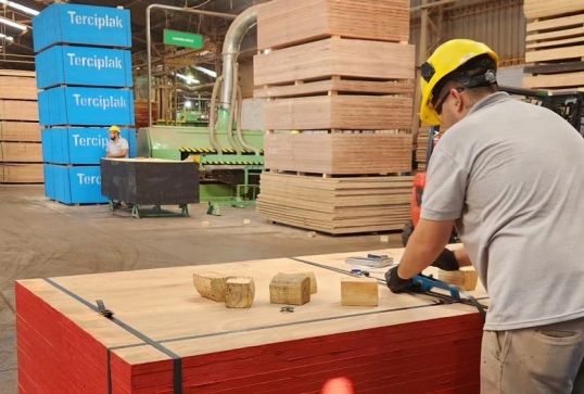 La industria manufacturera en términos interanuales creció un 8,5% en abril