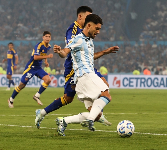 Torneo apertura de la Liga Profesional de Fútbol: Boca juega ante Racing