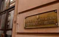 El gasto en la Secretaria de inteligencia subió un 52% en el 2025 y cayó en otras áreas sensibles