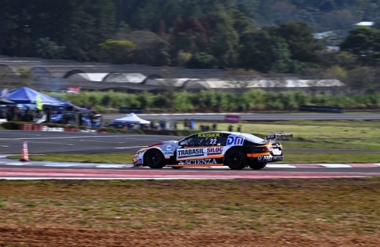 Turismo carretera: Otto Fritzler le dio a Toyota su 1ª victoria de la temporada