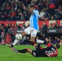 Liga Profesional de Fútbol: Racing, de visitante venció por 1 a 0 a Newell´s Old Boys